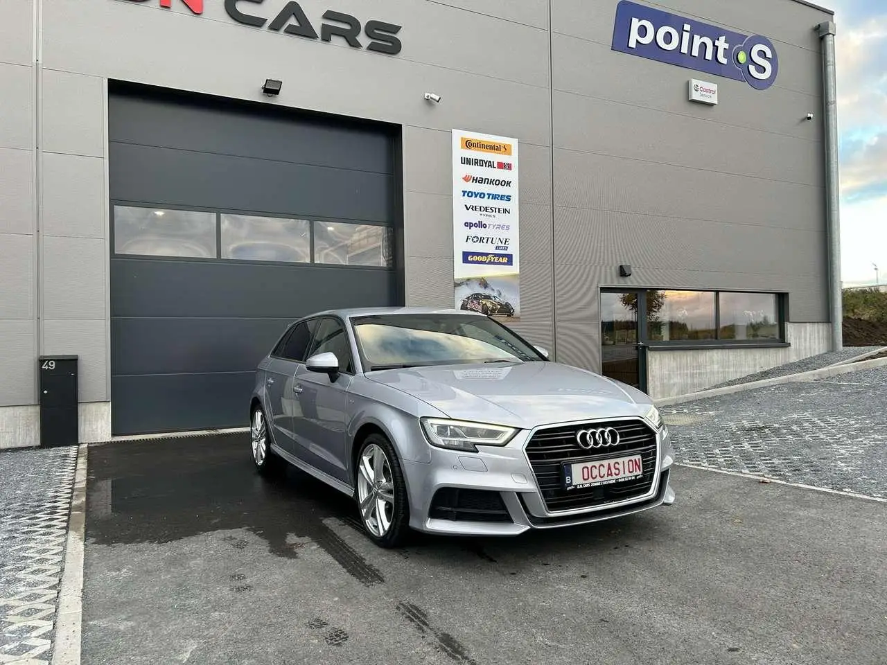 Photo 1 : Audi A3 2020 Petrol