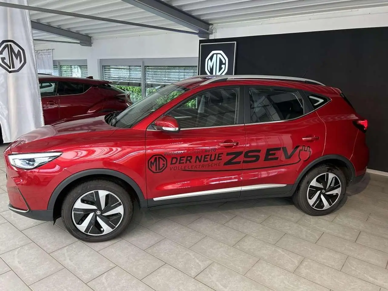 Photo 1 : Mg Zs 2023 Electric