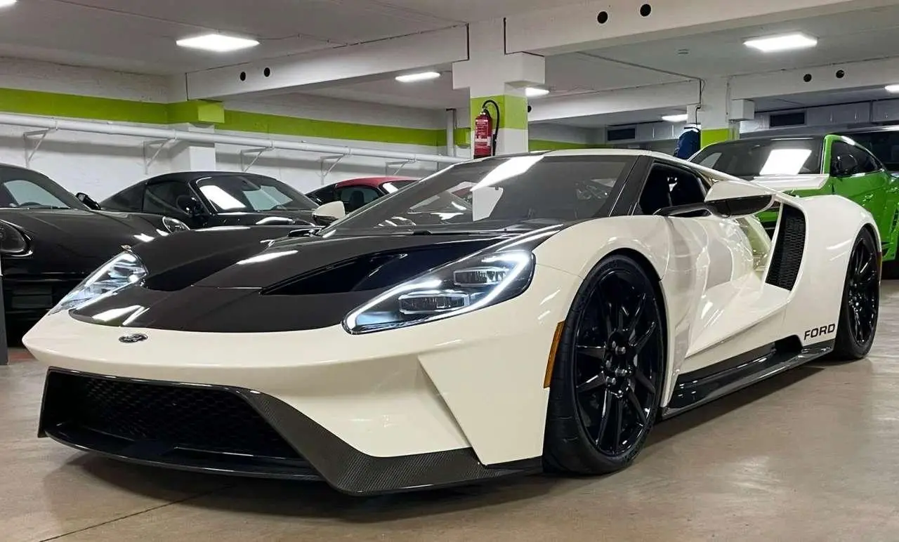 Photo 1 : Ford Gt 2022 Petrol