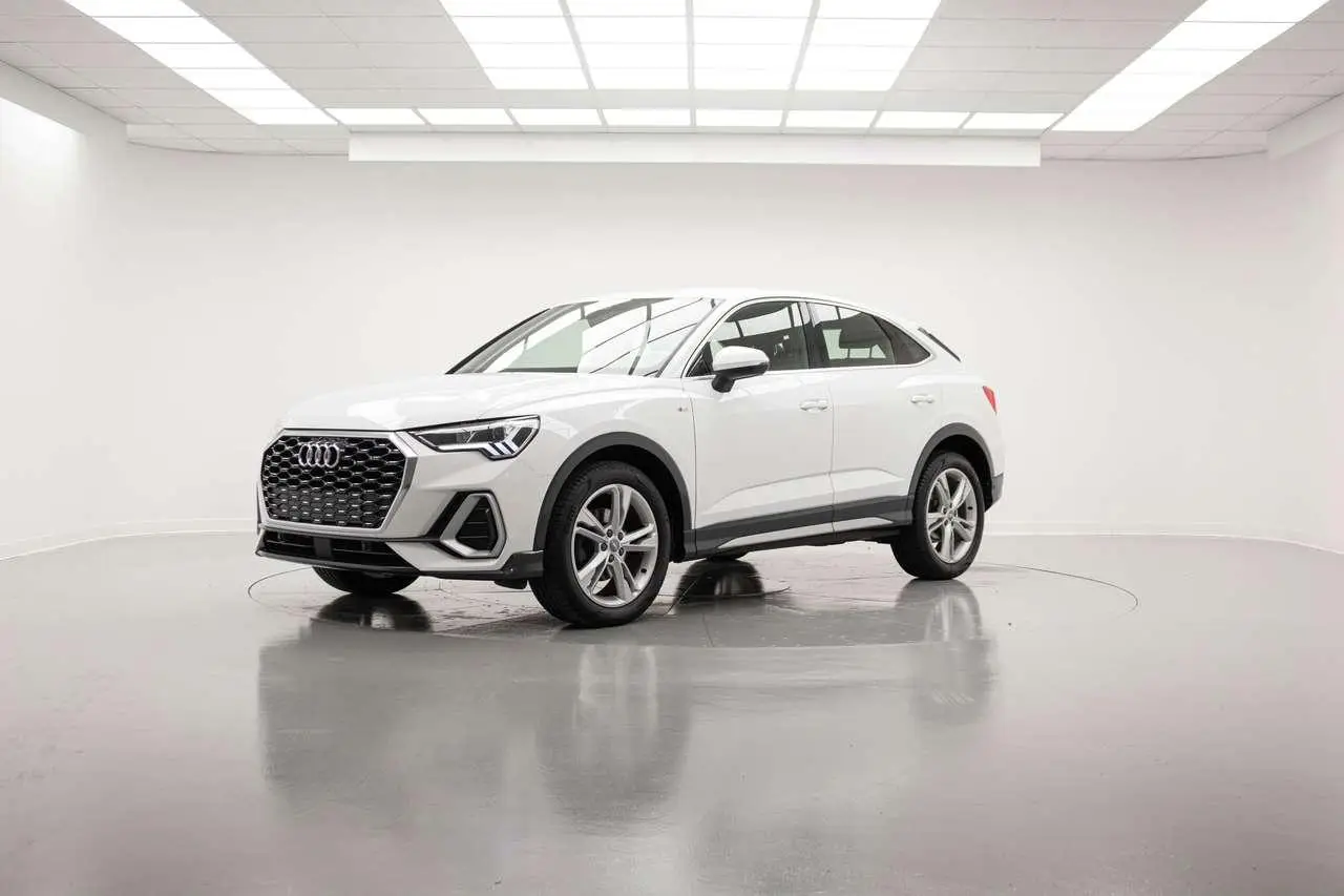 Photo 1 : Audi Q3 2020 Diesel