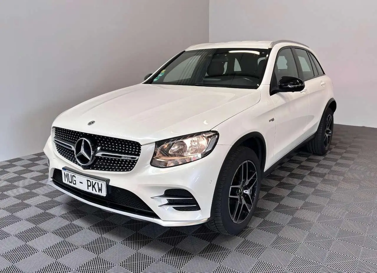 Photo 1 : Mercedes-benz Classe Glc 2018 Petrol