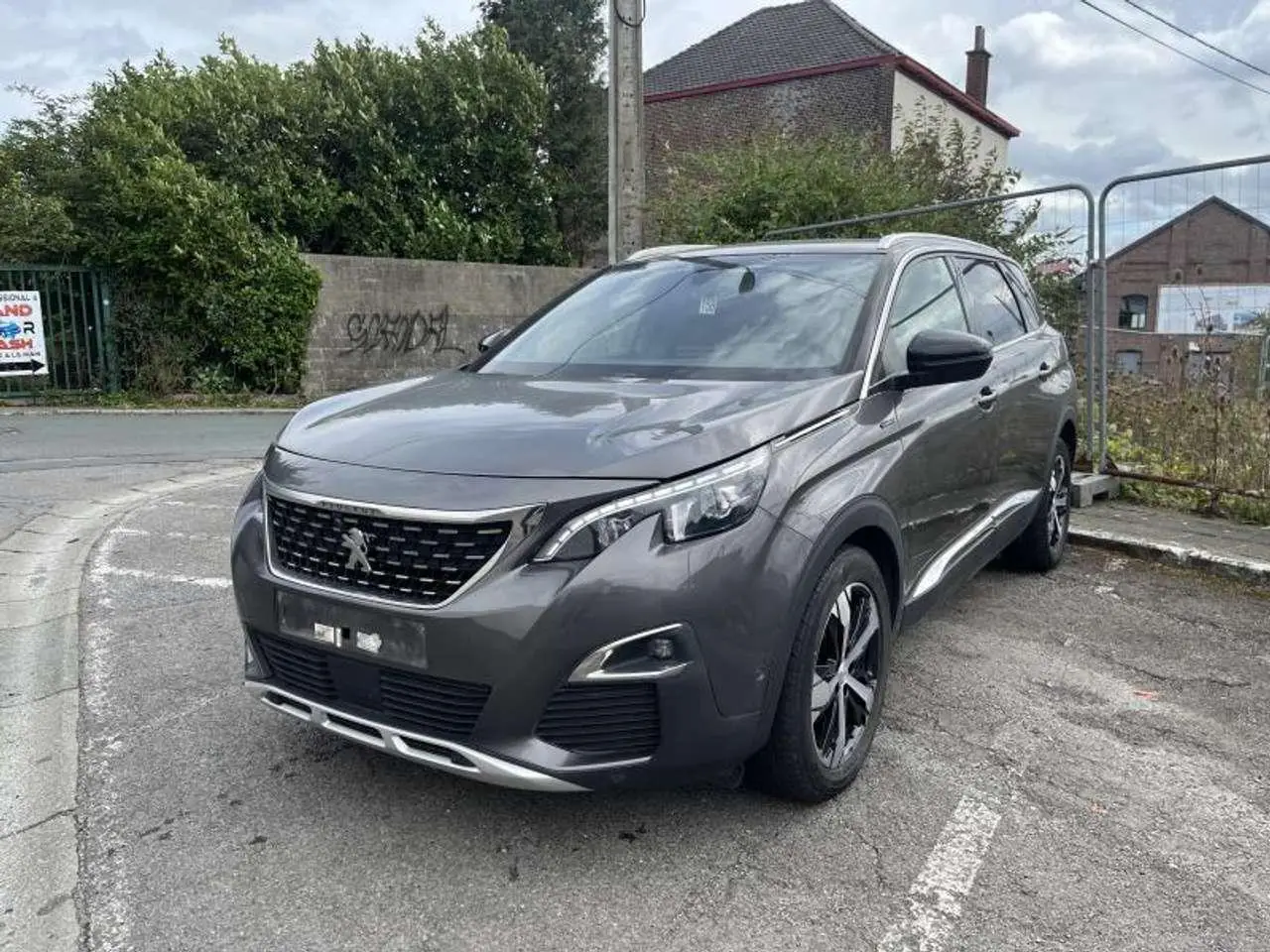 Photo 1 : Peugeot 5008 2019 Essence