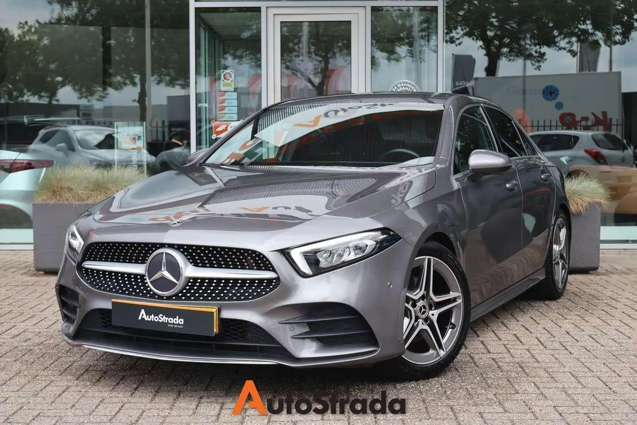 Photo 1 : Mercedes-benz Classe A 2019 Essence