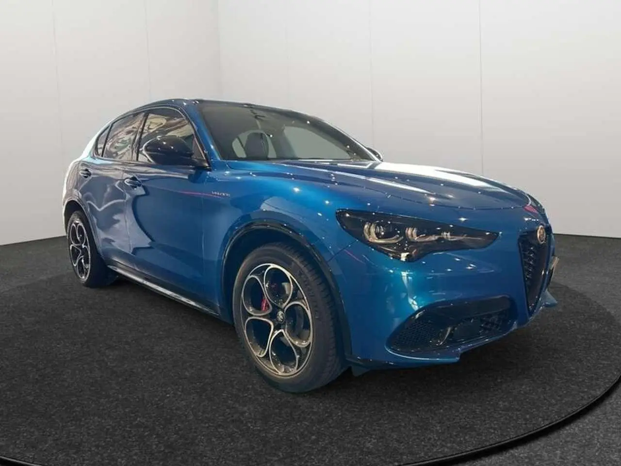 Photo 1 : Alfa Romeo Stelvio 2024 Autres