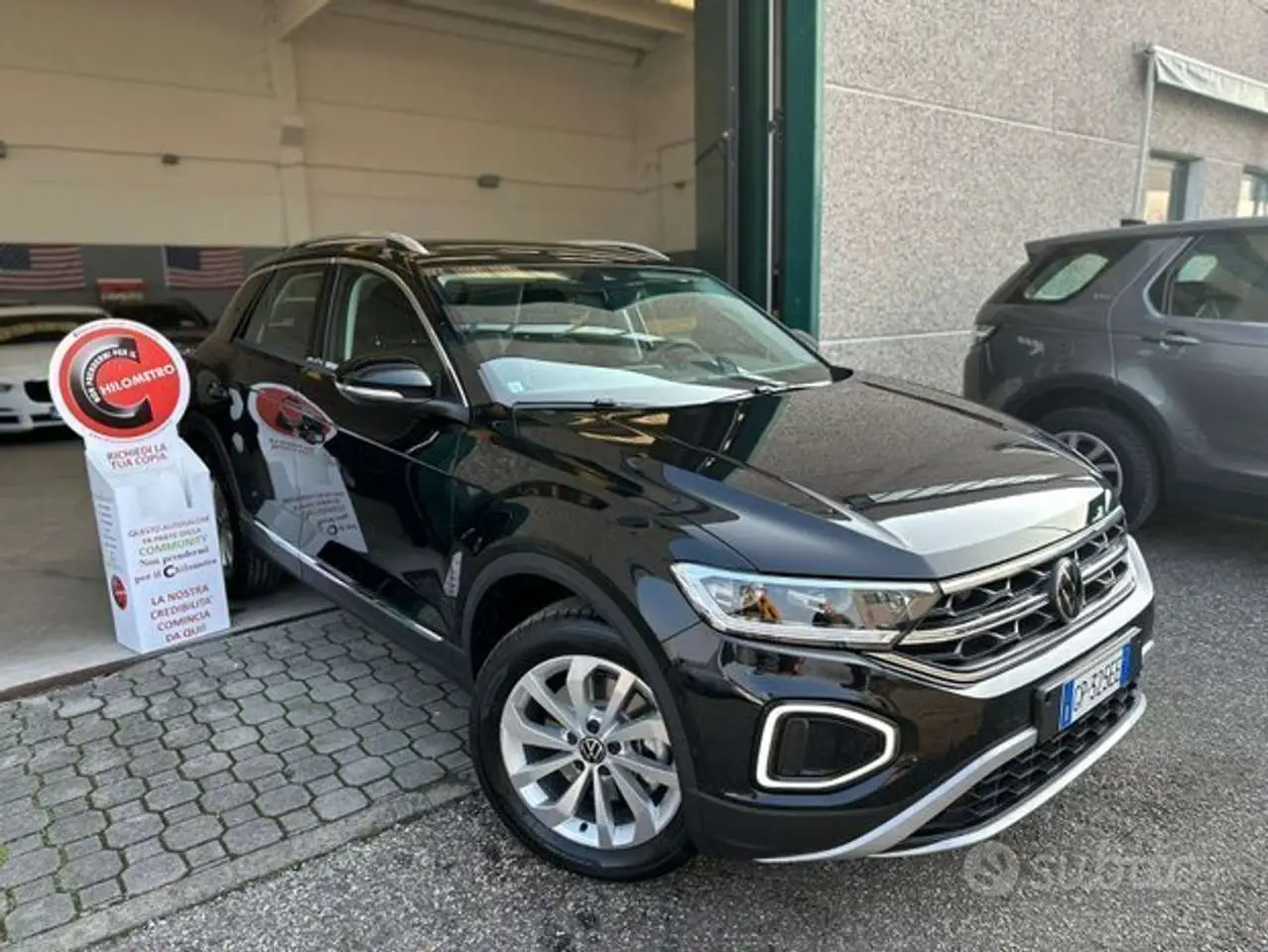 Photo 1 : Volkswagen T-roc 2023 Diesel