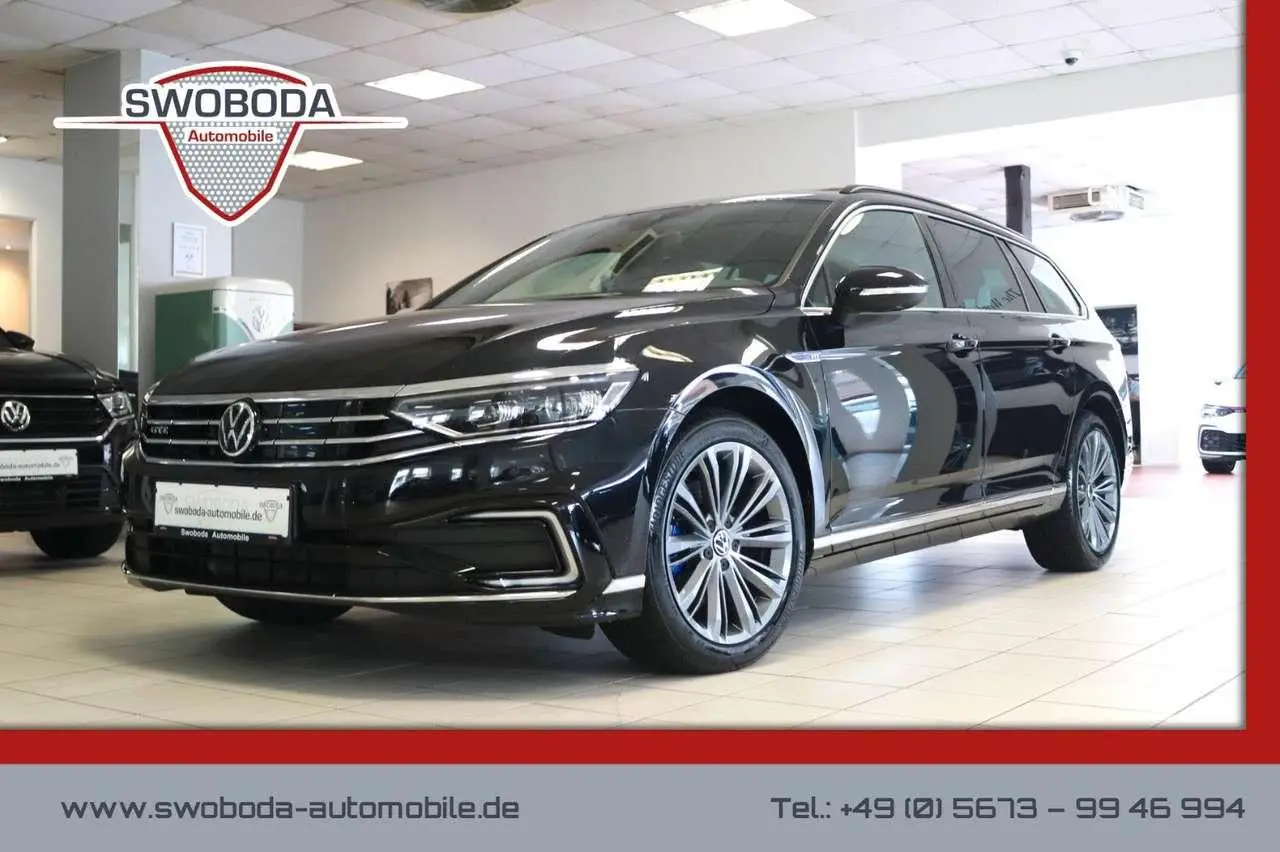 Photo 1 : Volkswagen Passat 2020 Hybride