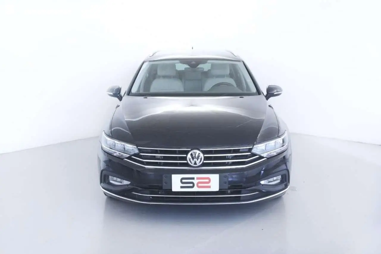 Photo 1 : Volkswagen Passat 2020 Diesel