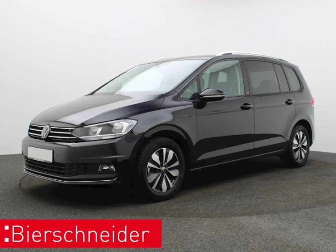 Photo 1 : Volkswagen Touran 2023 Petrol