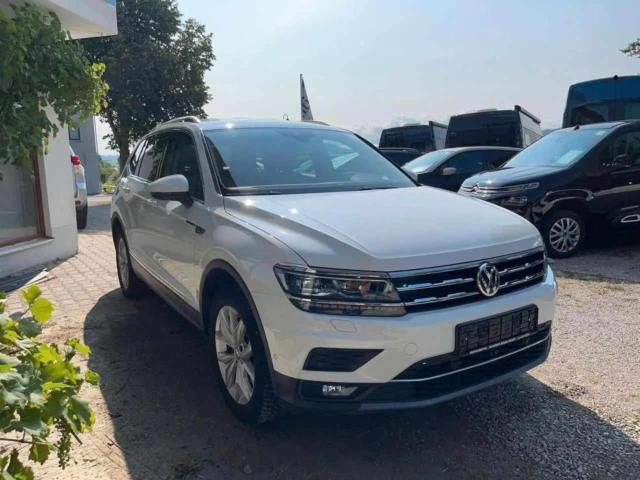 Photo 1 : Volkswagen Tiguan 2021 Petrol