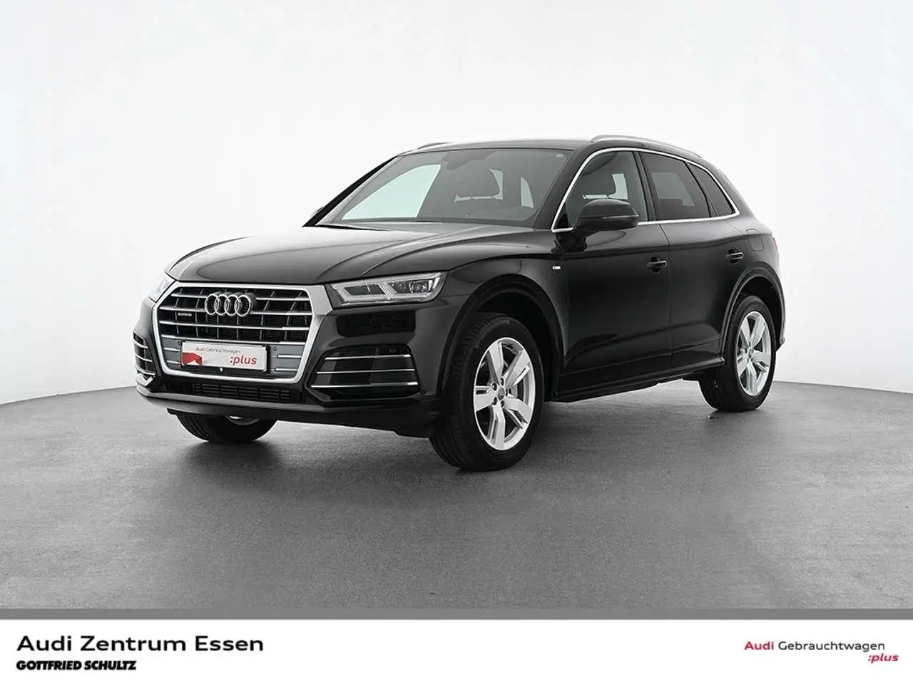 Photo 1 : Audi Q5 2020 Hybrid