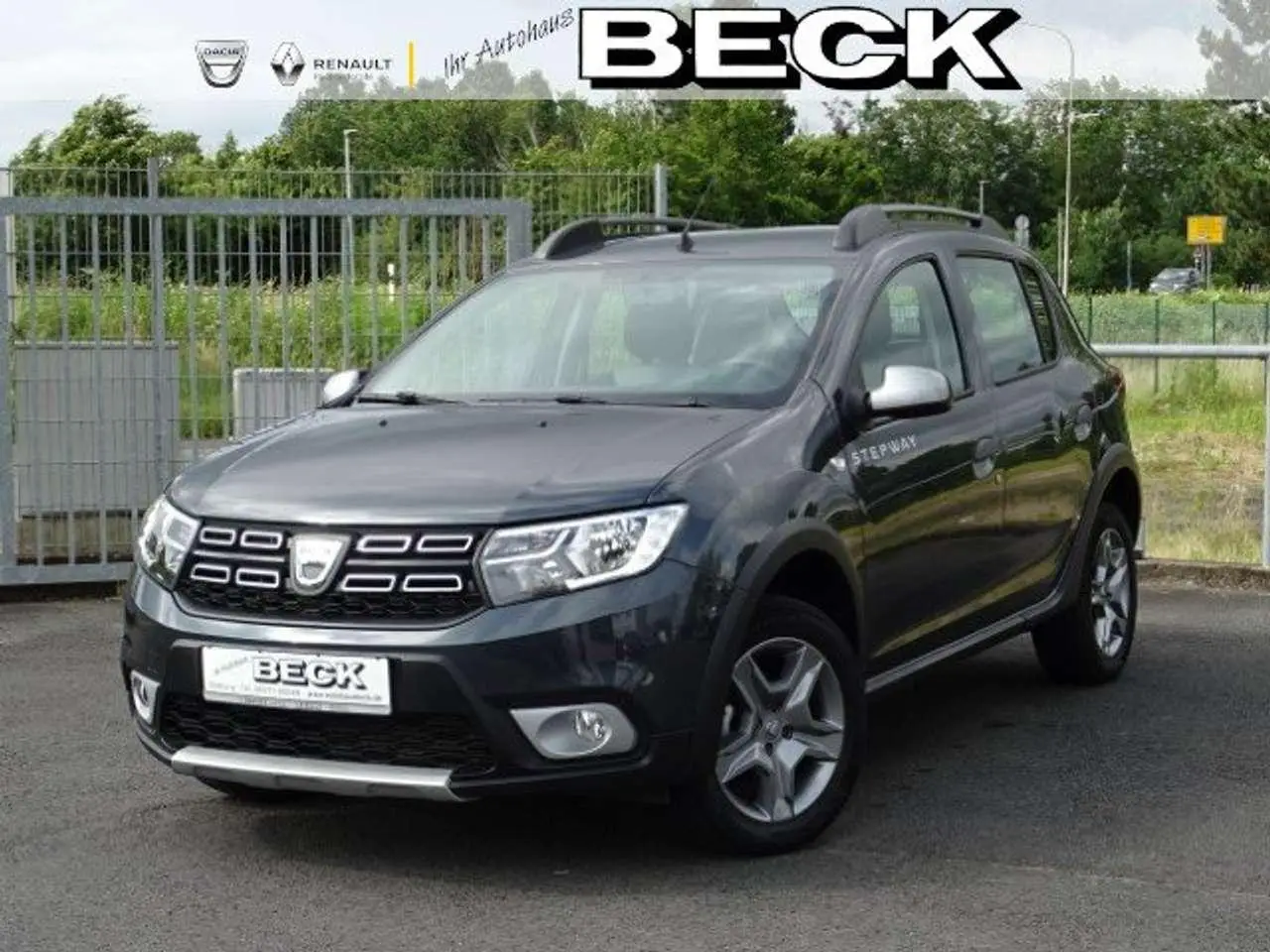 Photo 1 : Dacia Sandero 2020 Petrol