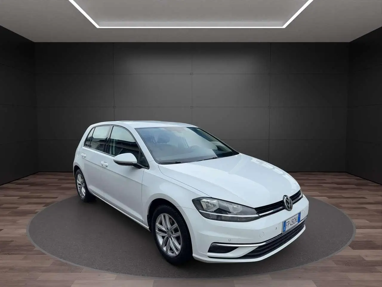 Photo 1 : Volkswagen Golf 2018 Diesel