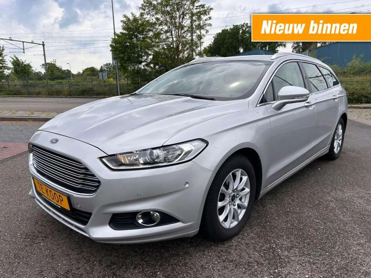 Photo 1 : Ford Mondeo 2016 Essence