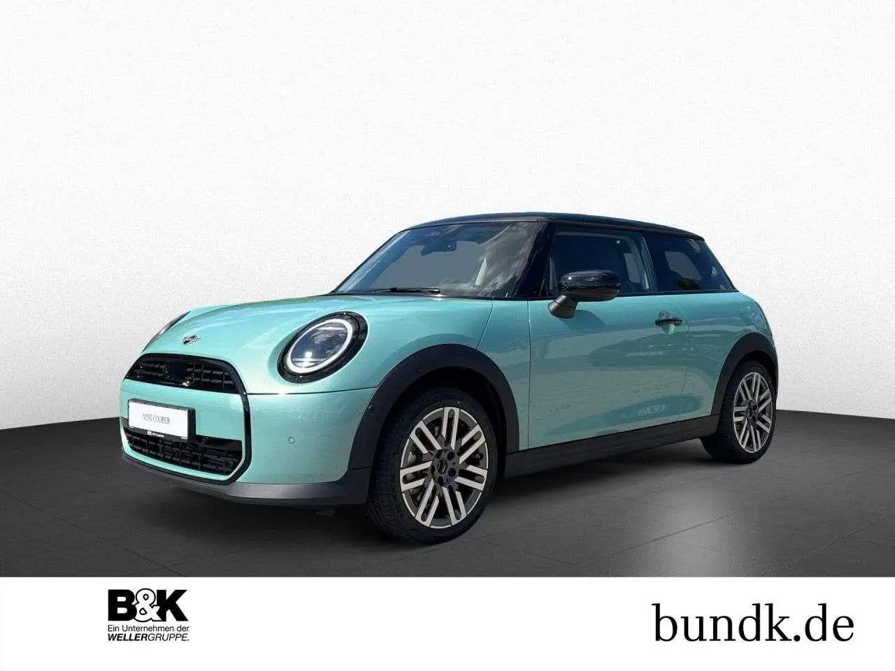 Photo 1 : Mini Cooper 2024 Petrol