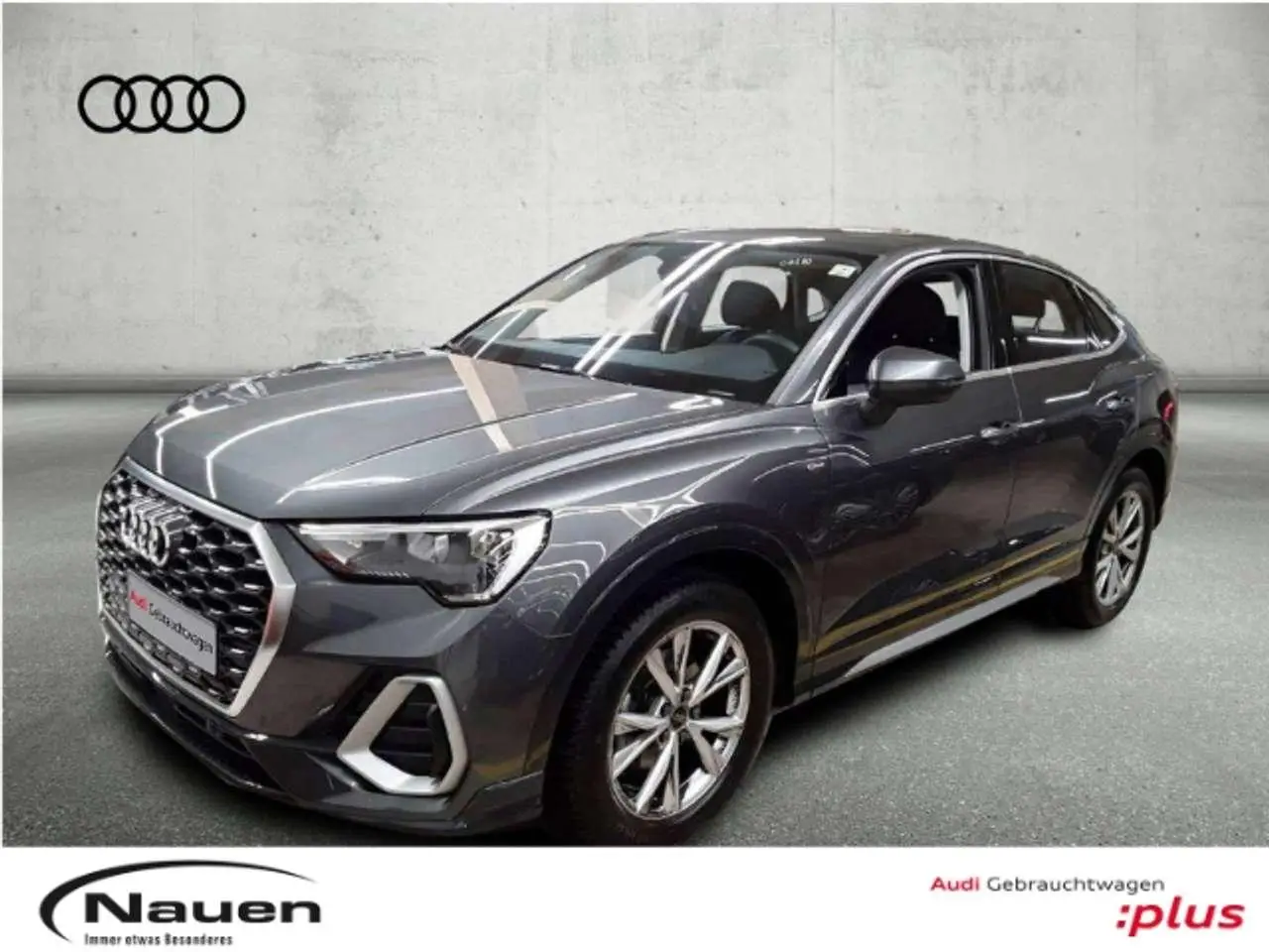 Photo 1 : Audi Q3 2024 Essence