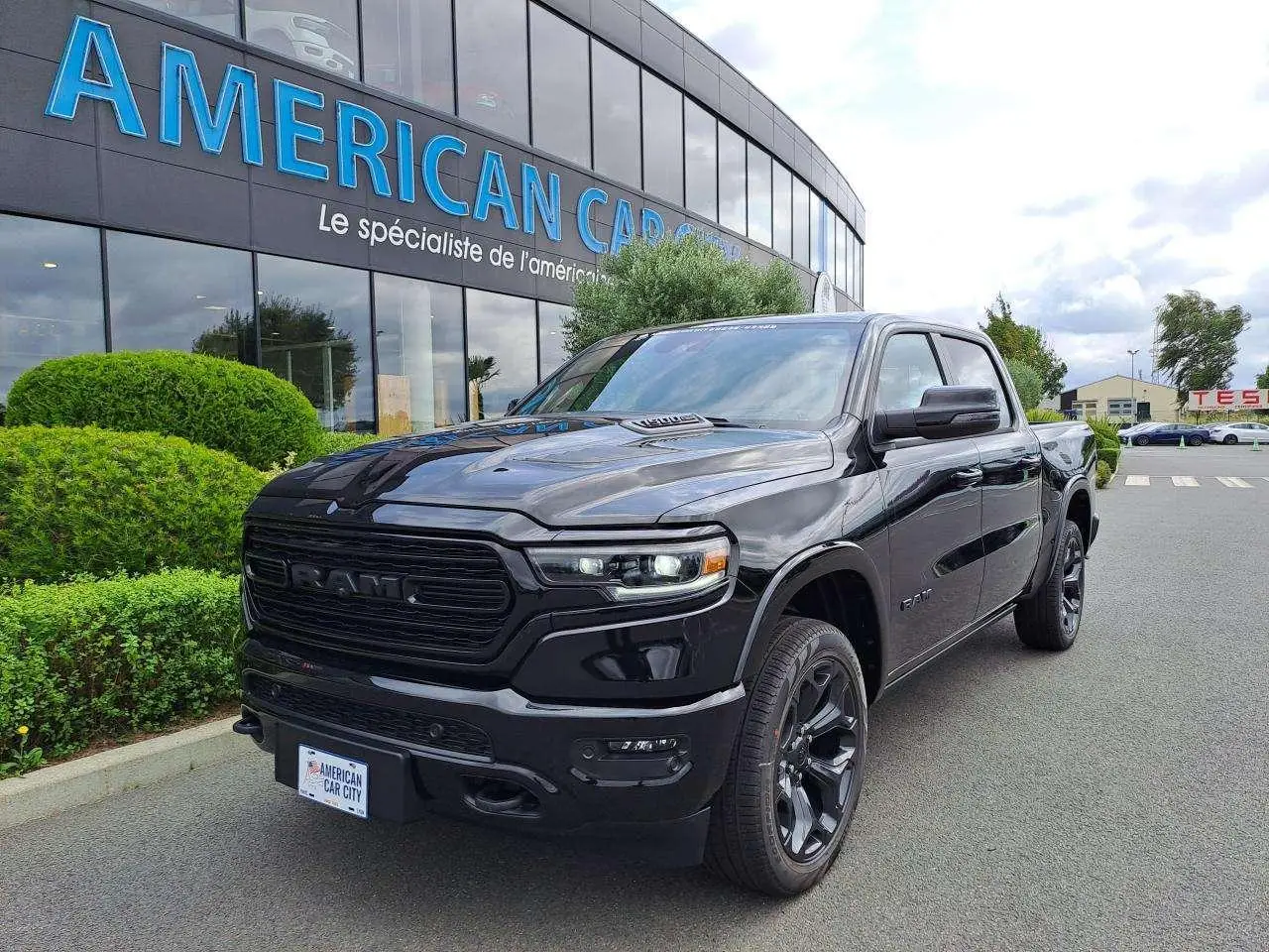 Photo 1 : Dodge Ram 2024 Petrol