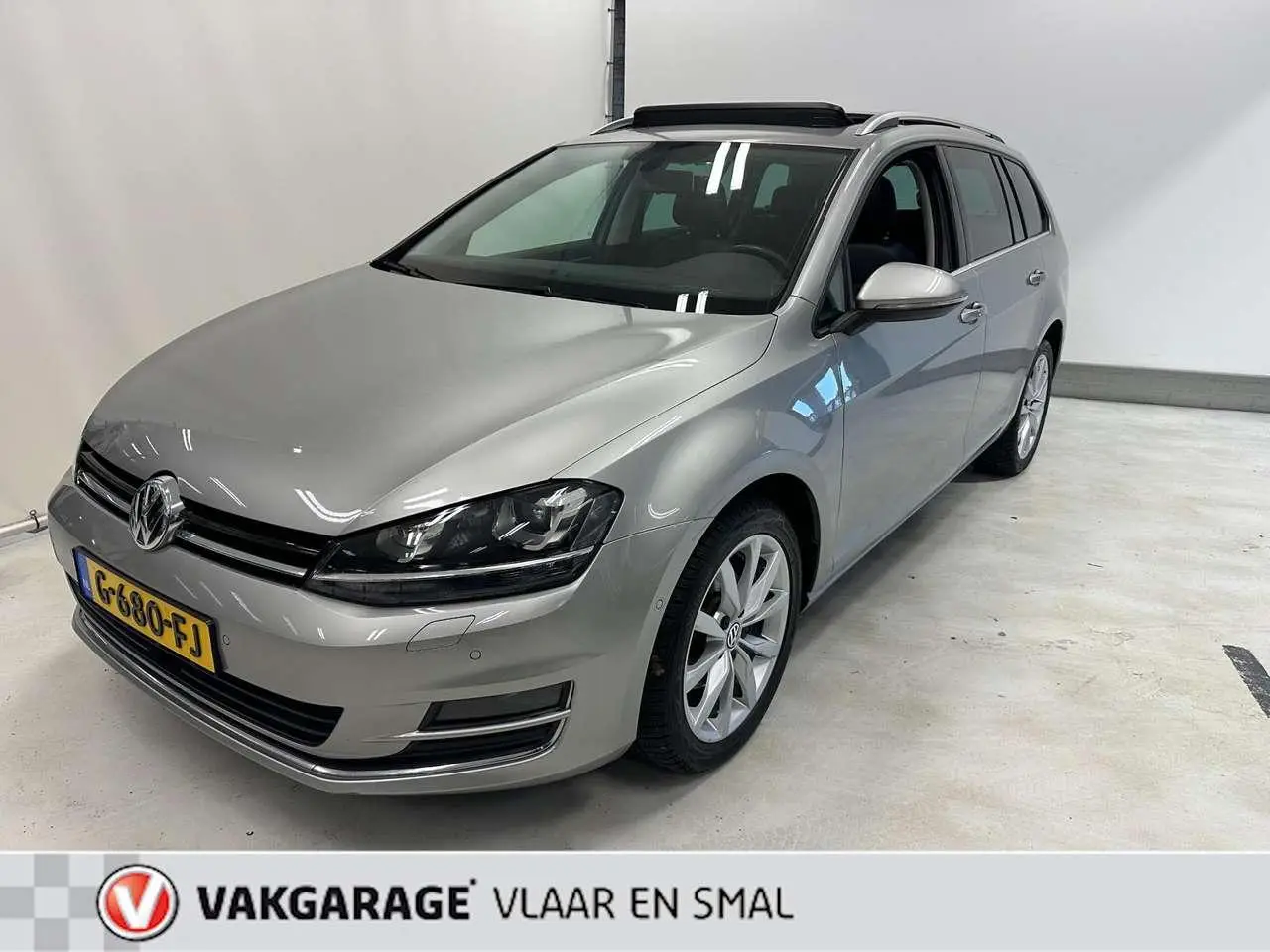 Photo 1 : Volkswagen Golf 2015 Petrol