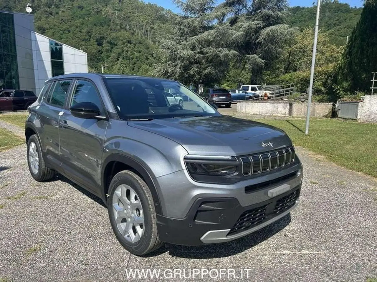 Photo 1 : Jeep Avenger 2024 Petrol