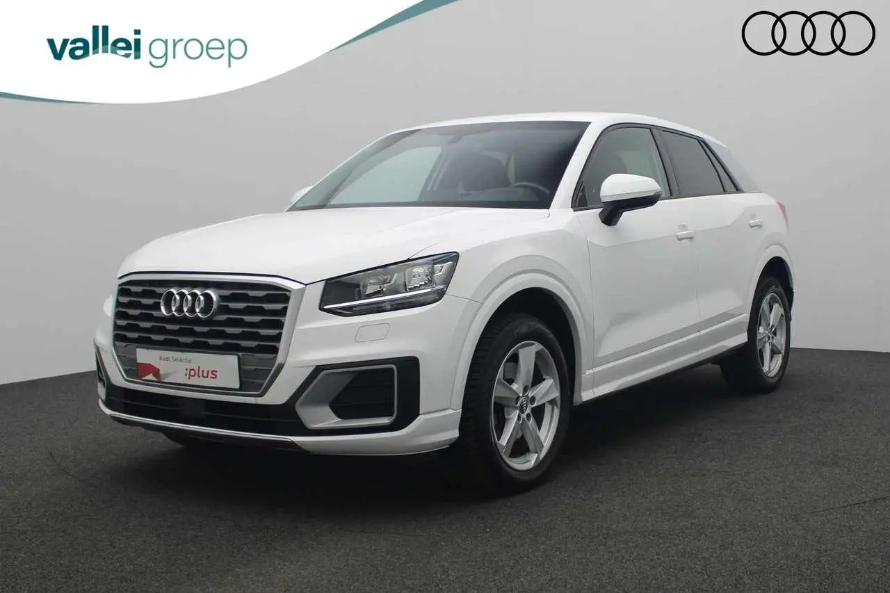 Photo 1 : Audi Q2 2018 Petrol