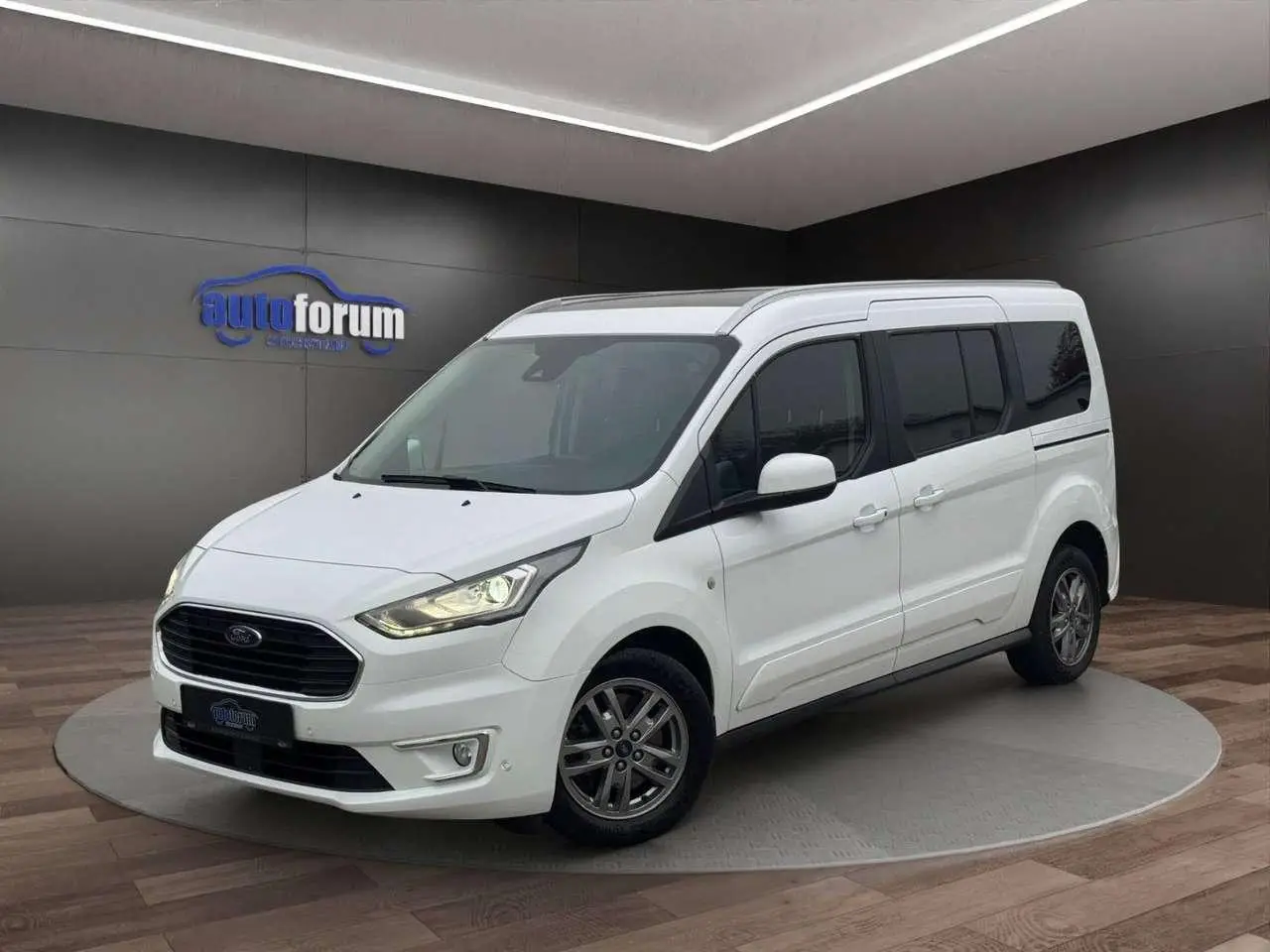 Photo 1 : Ford Tourneo 2022 Diesel