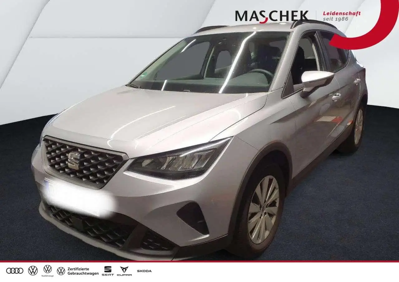 Photo 1 : Seat Arona 2024 Essence