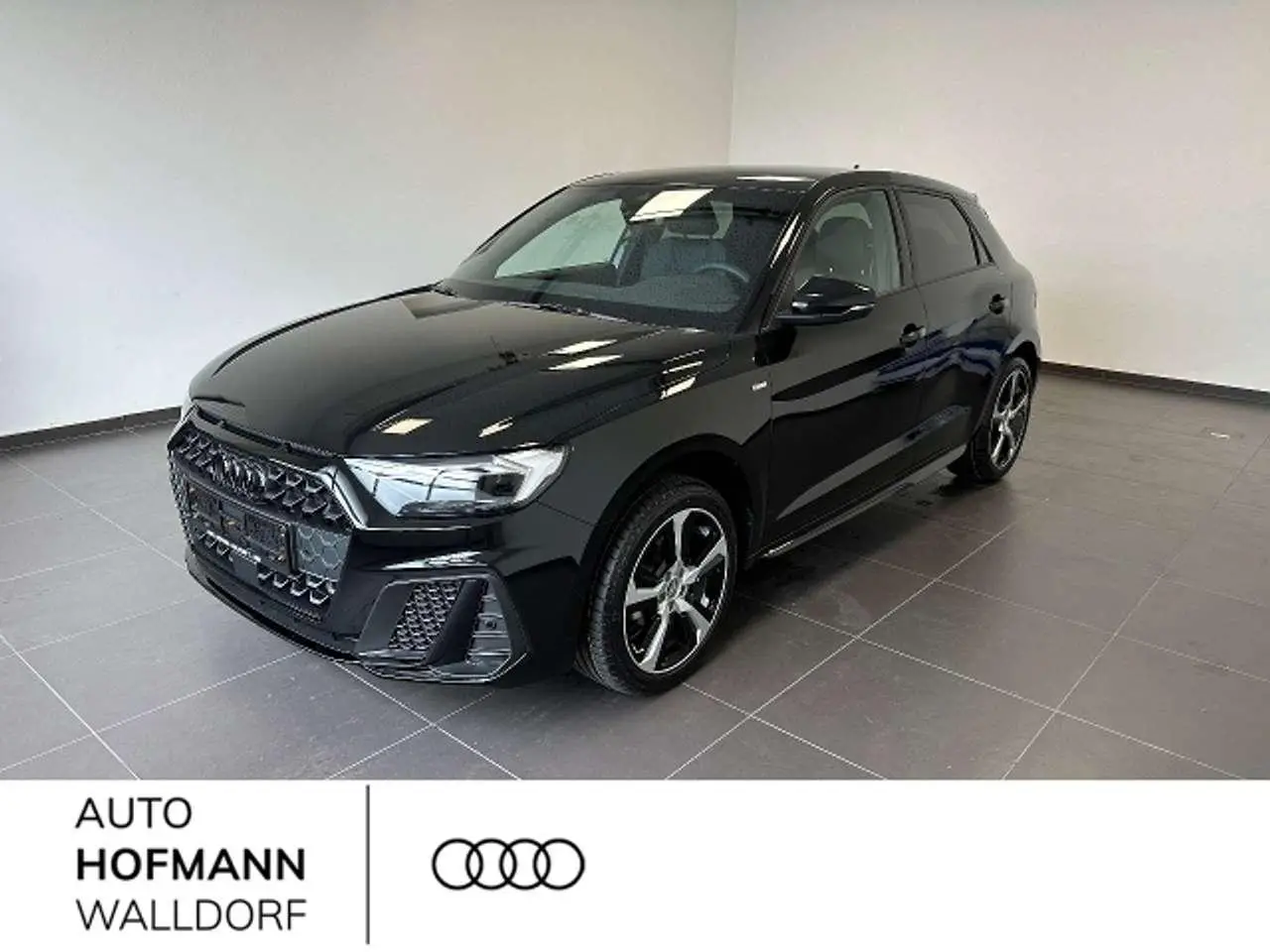 Photo 1 : Audi A1 2024 Petrol