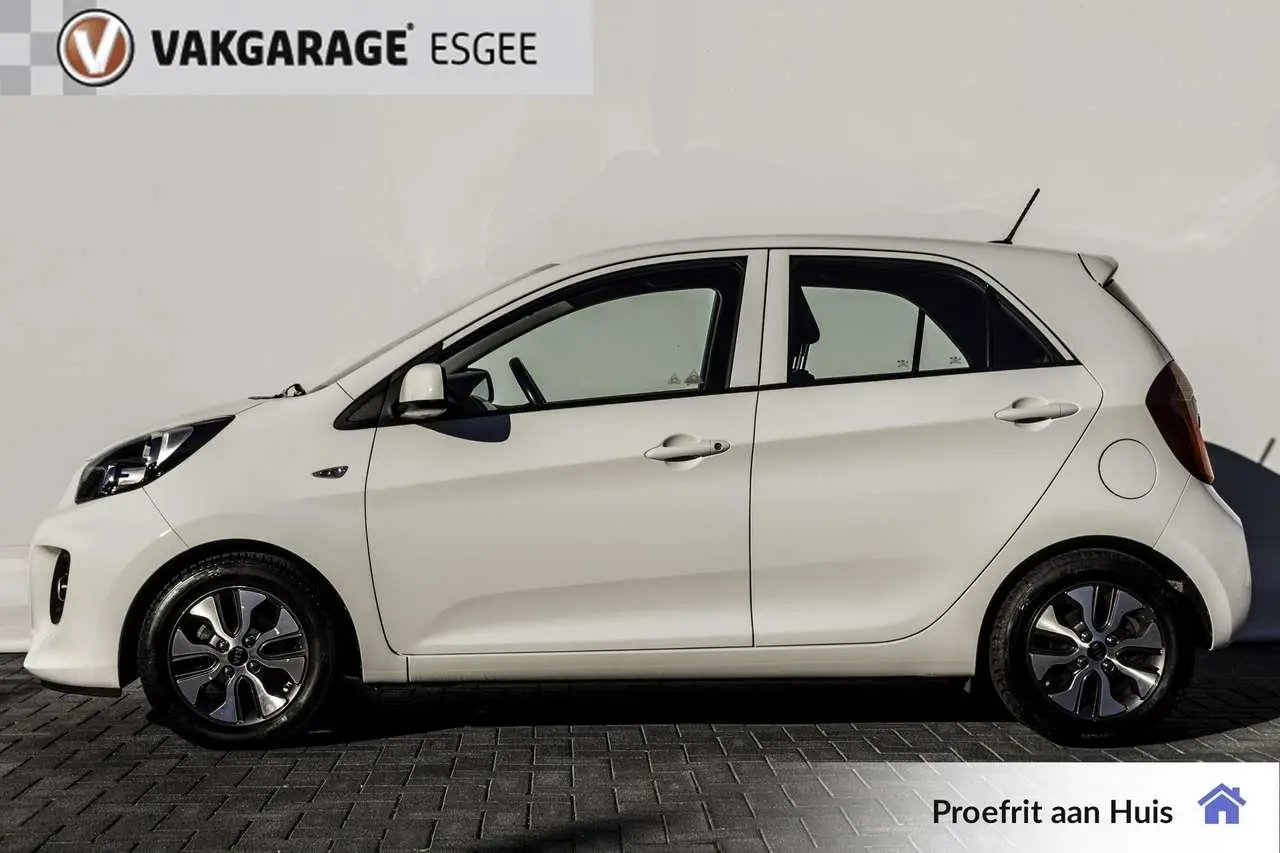 Photo 1 : Kia Picanto 2017 Petrol