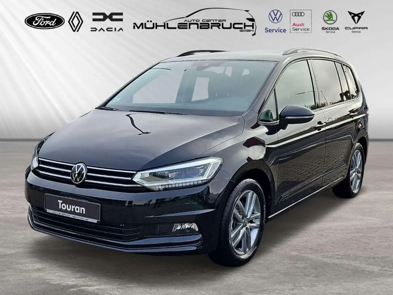 Photo 1 : Volkswagen Touran 2024 Essence