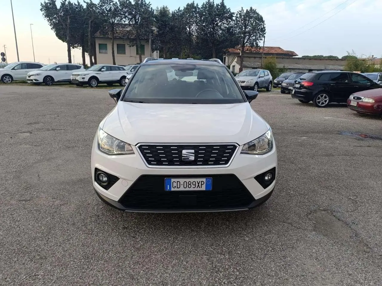 Photo 1 : Seat Arona 2021 Petrol