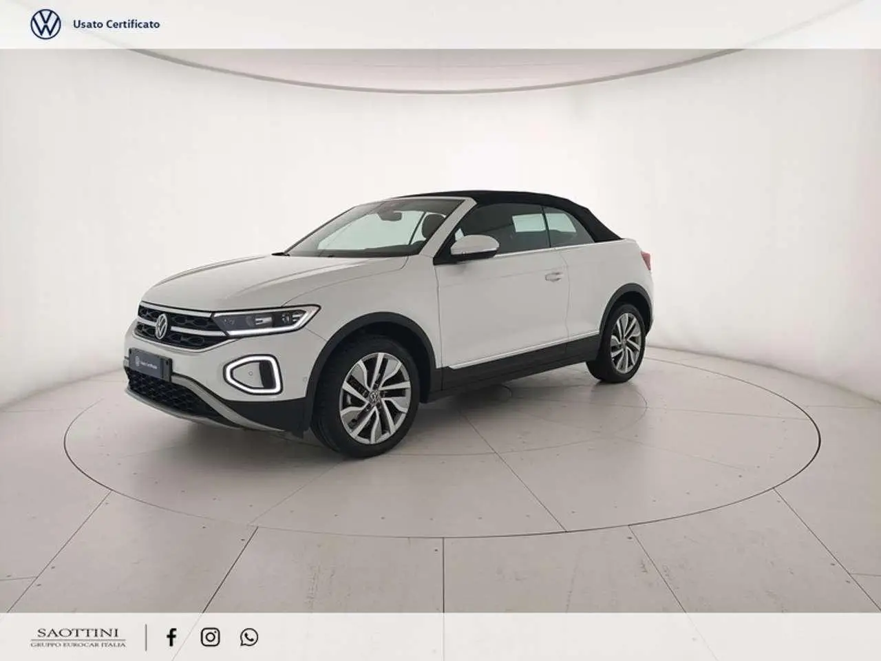 Photo 1 : Volkswagen T-roc 2022 Petrol