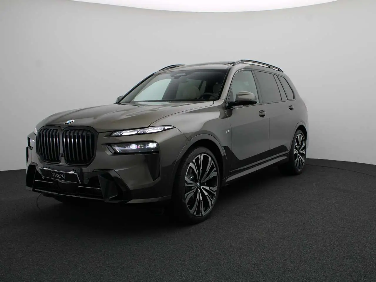 Photo 1 : Bmw X7 2024 Petrol