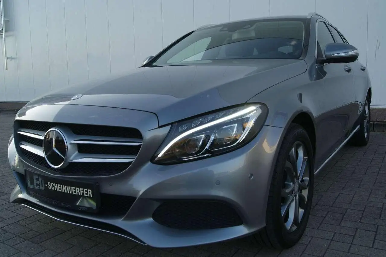 Photo 1 : Mercedes-benz Classe C 2015 Petrol