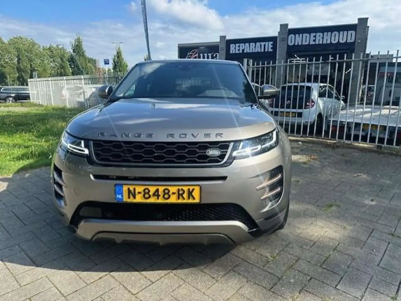 Photo 1 : Land Rover Range Rover Evoque 2019 Hybrid