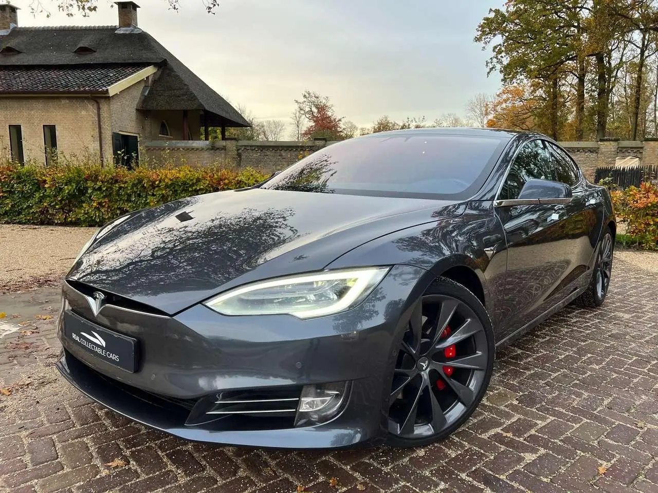 Photo 1 : Tesla Model S 2018 Électrique