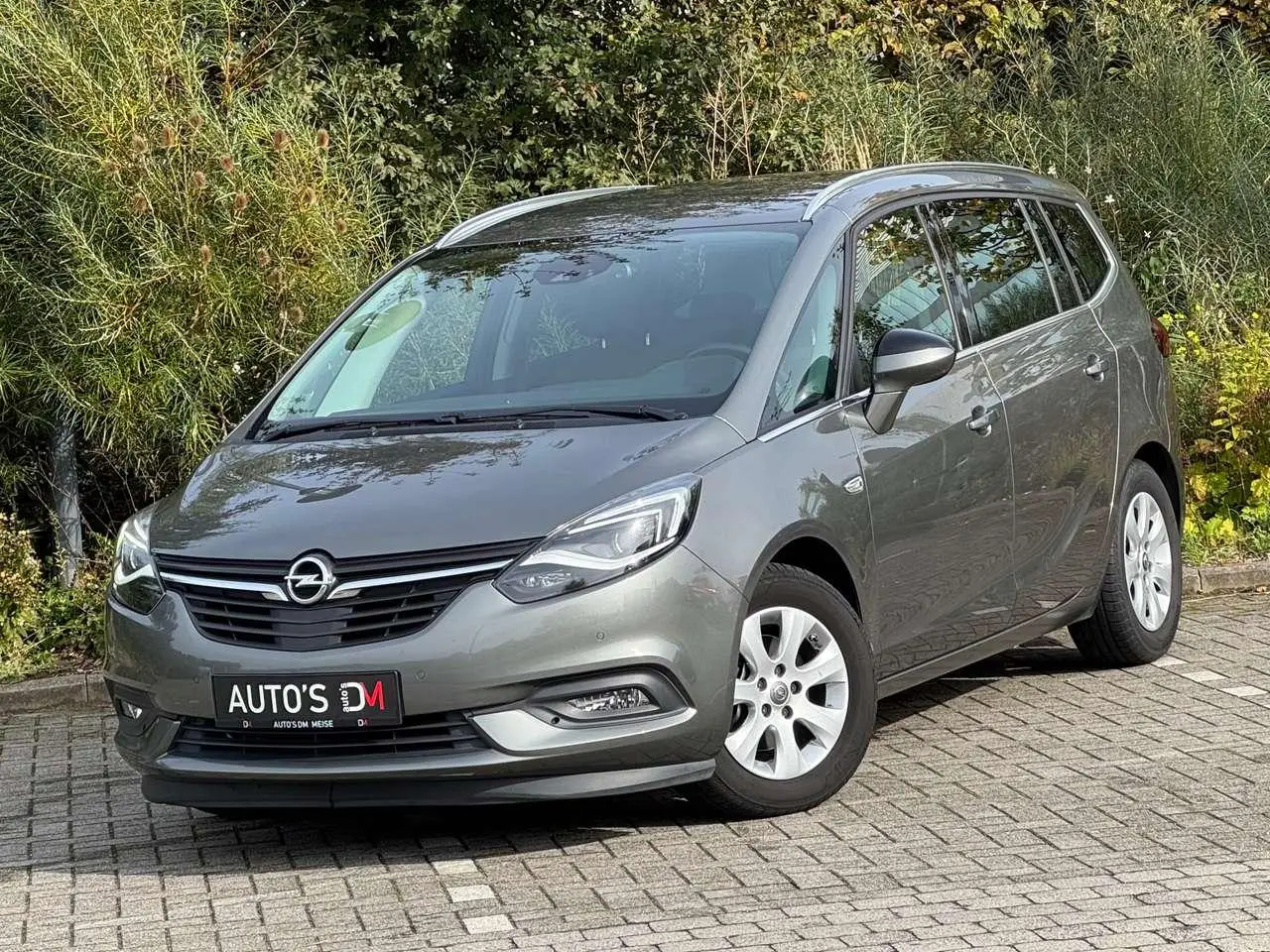 Photo 1 : Opel Zafira 2018 Diesel