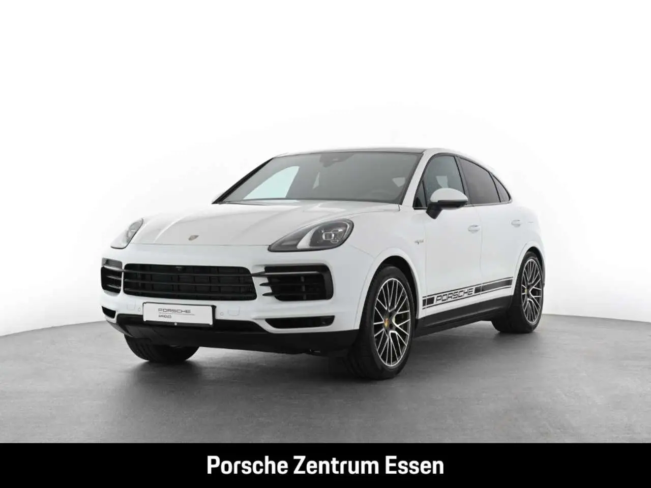 Photo 1 : Porsche Cayenne 2021 Petrol