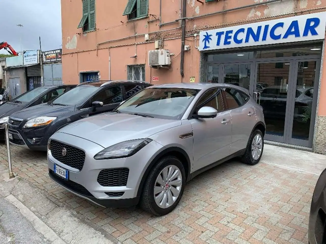 Photo 1 : Jaguar E-pace 2019 Diesel