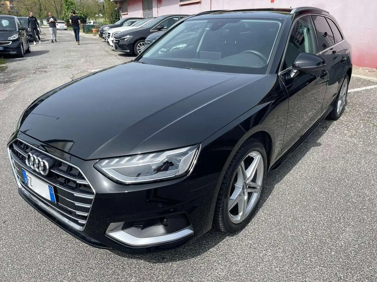 Photo 1 : Audi A4 2019 Hybride