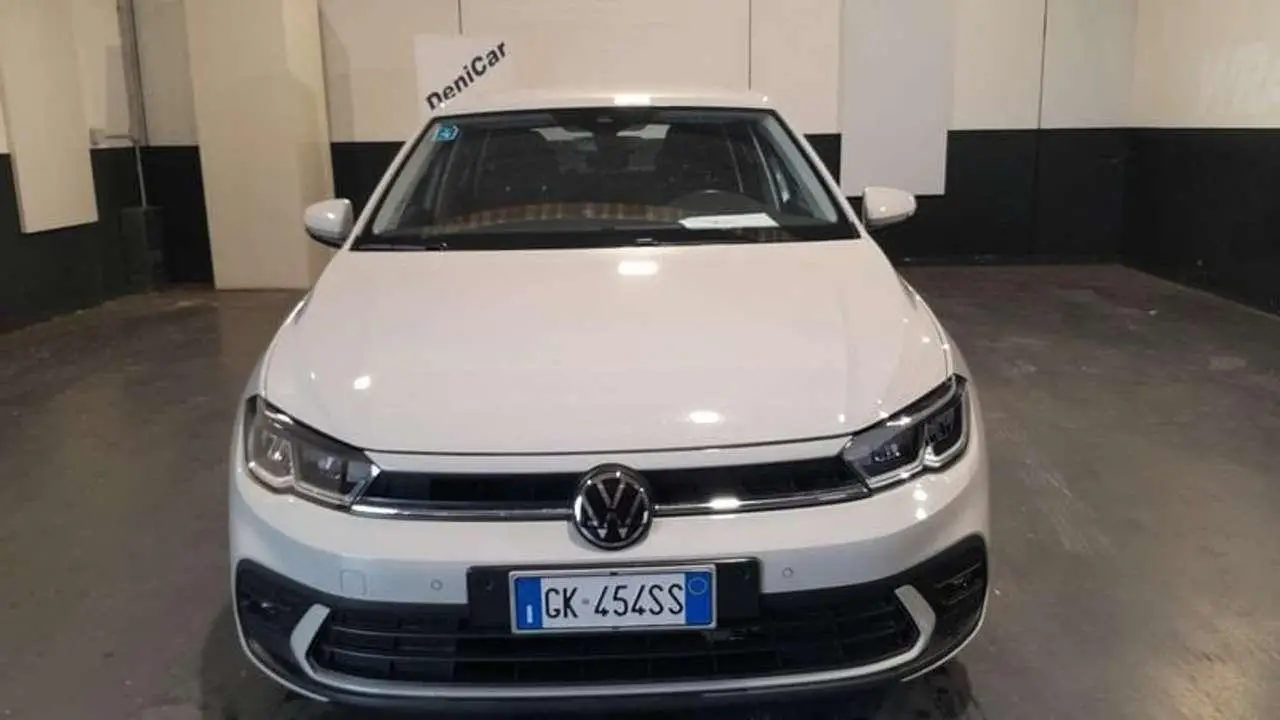 Photo 1 : Volkswagen Polo 2022 Essence