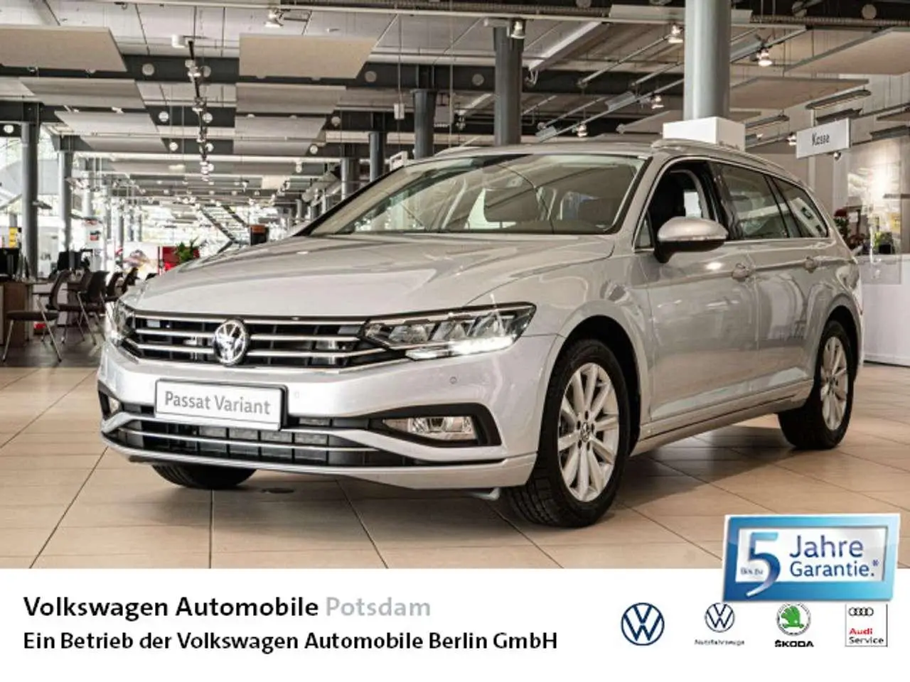 Photo 1 : Volkswagen Passat 2022 Essence