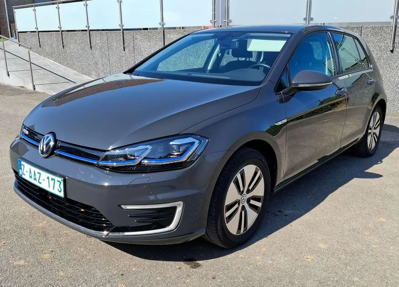 Photo 1 : Volkswagen Golf 2019 Électrique