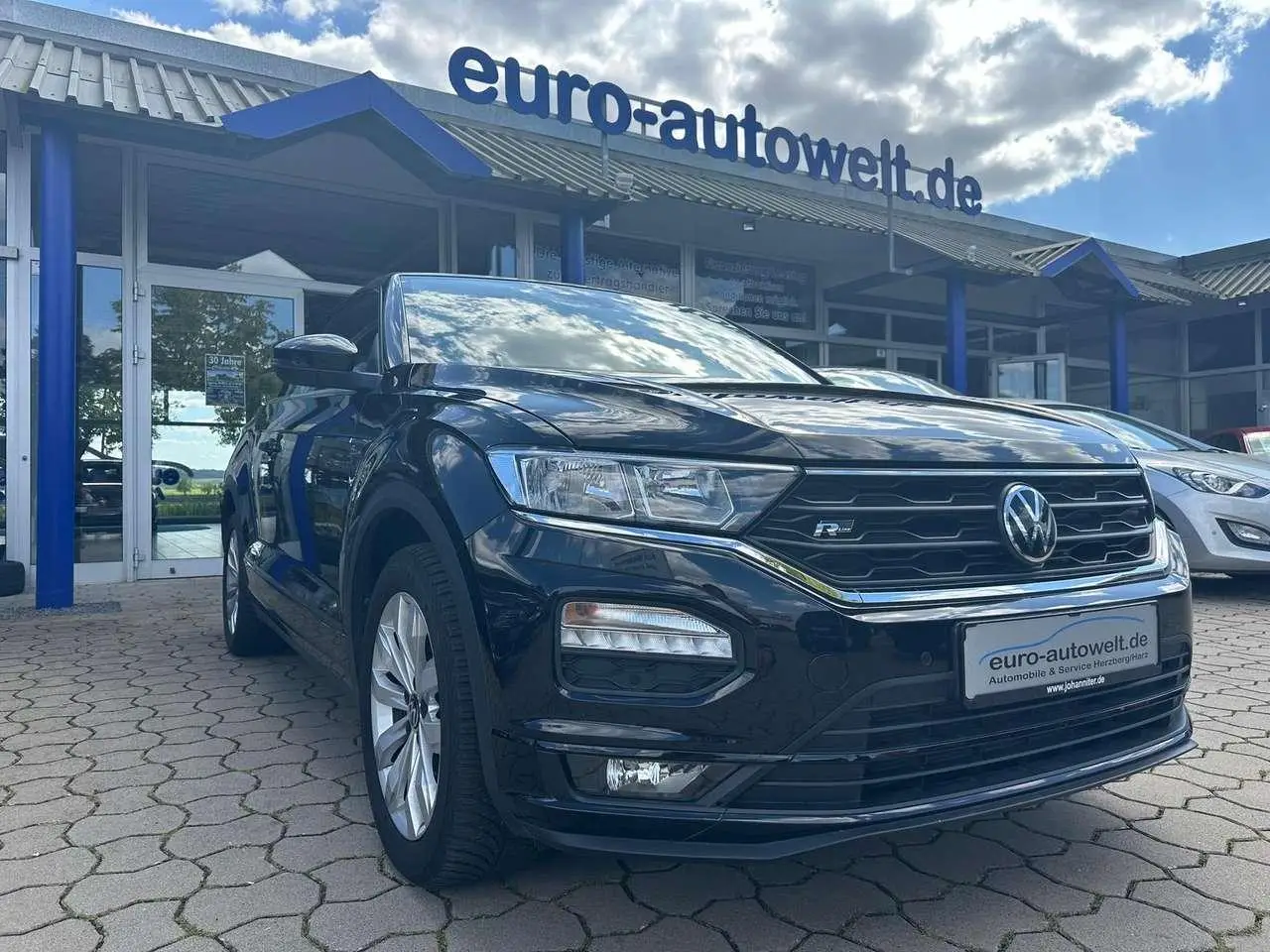 Photo 1 : Volkswagen T-roc 2021 Essence