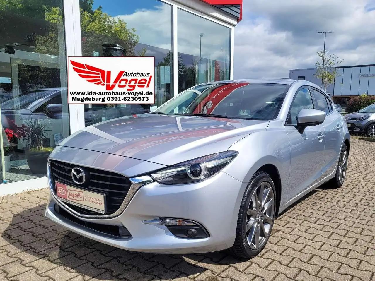 Photo 1 : Mazda 3 2019 Essence