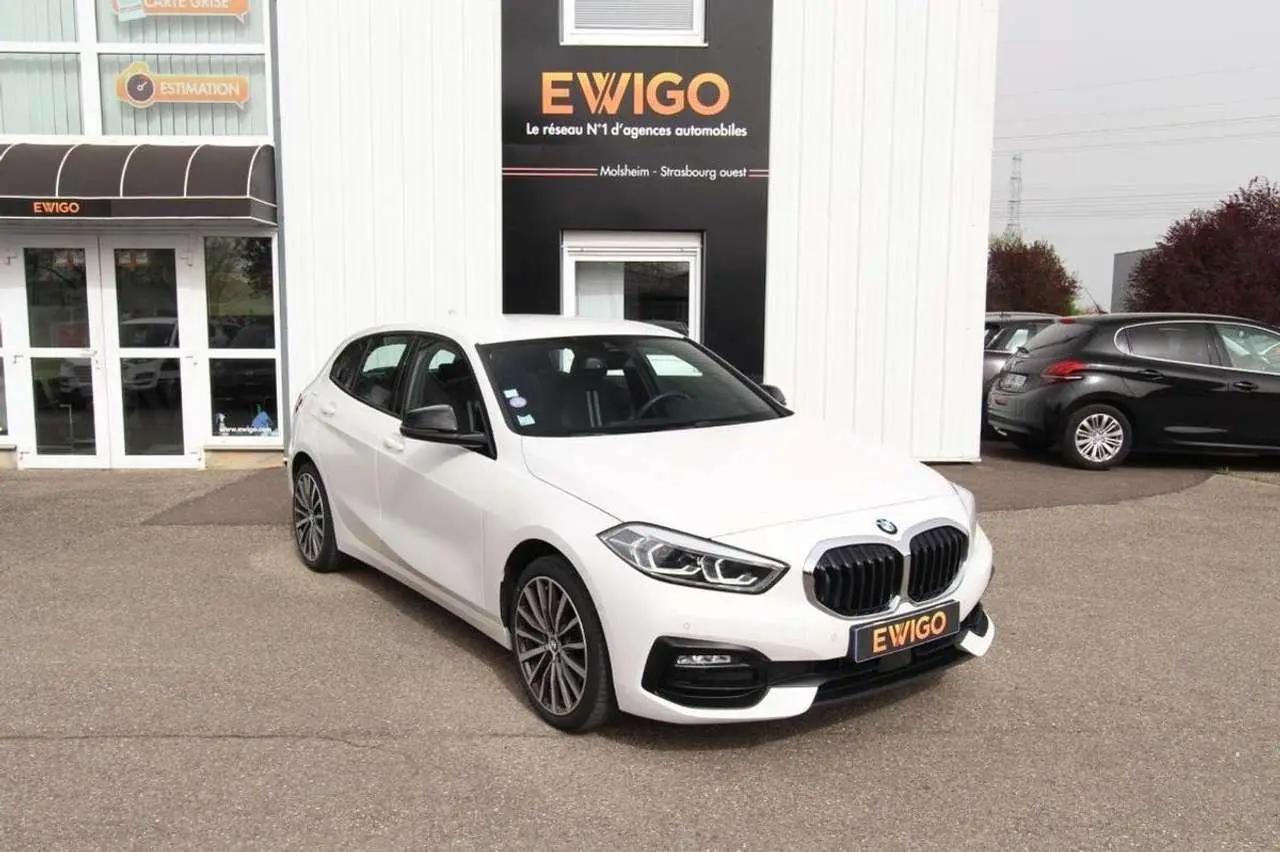 Photo 1 : Bmw Serie 1 2019 Essence