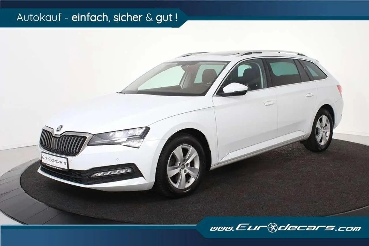 Photo 1 : Skoda Superb 2019 Petrol