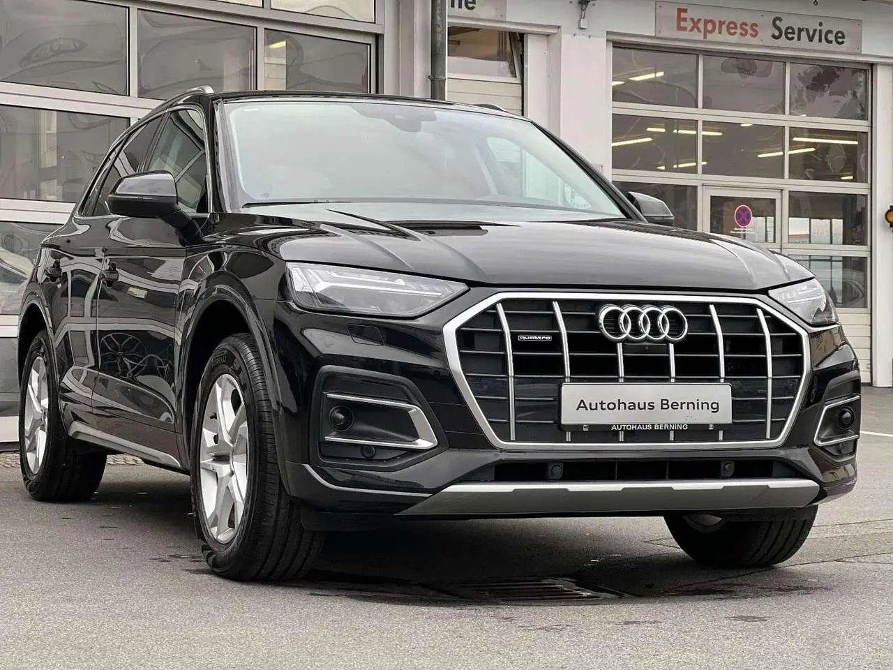 Photo 1 : Audi Q5 2023 Diesel