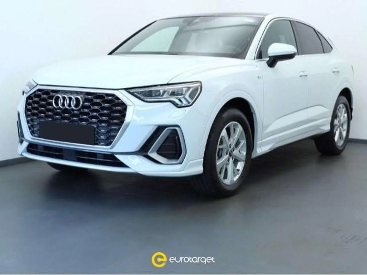 Photo 1 : Audi Q3 2021 Hybride