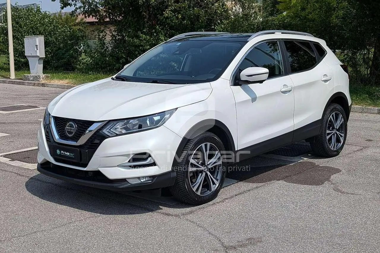 Photo 1 : Nissan Qashqai 2021 Essence