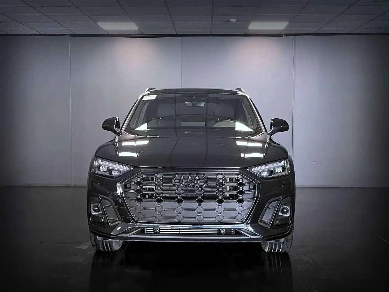 Photo 1 : Audi Q5 2023 Hybride