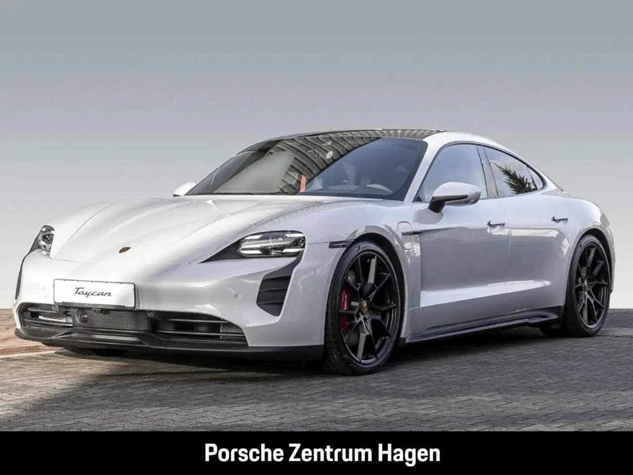 Photo 1 : Porsche Taycan 2023 Electric